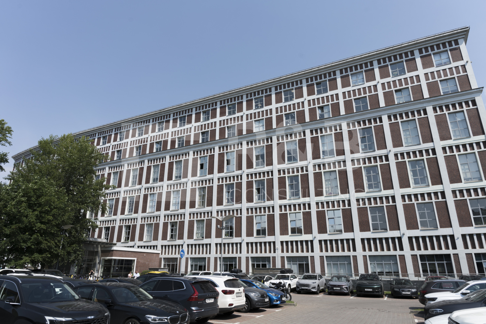 W-Plaza